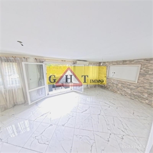 t6 et plus à la vente -   94000  CRETEIL, surface 107 m2 vente t6 et plus - UBI473262479